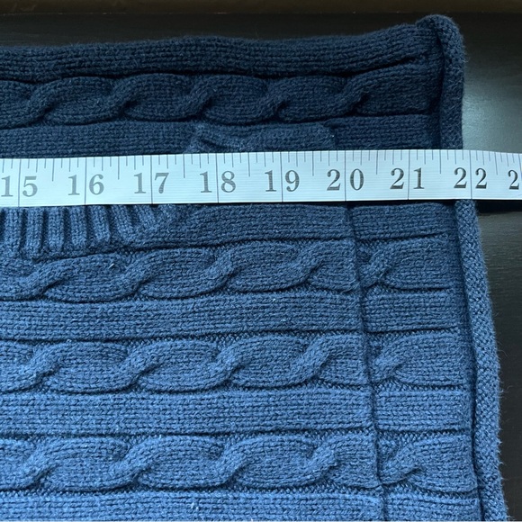 Y2K Old Navy Cable Knit V-Neck Sweater Size M - Picture 8 of 8